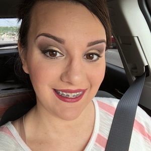 Meet your Posher, Stacie